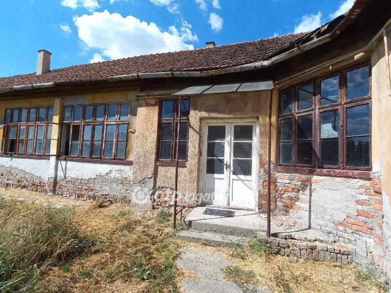 Eladó családi ház Orosháza
