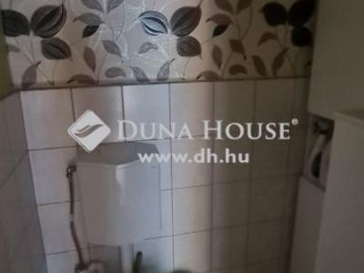 Eladó családi ház Monor