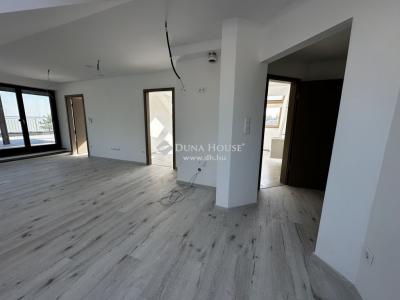 Eladó lakás - 8630 Balatonboglár