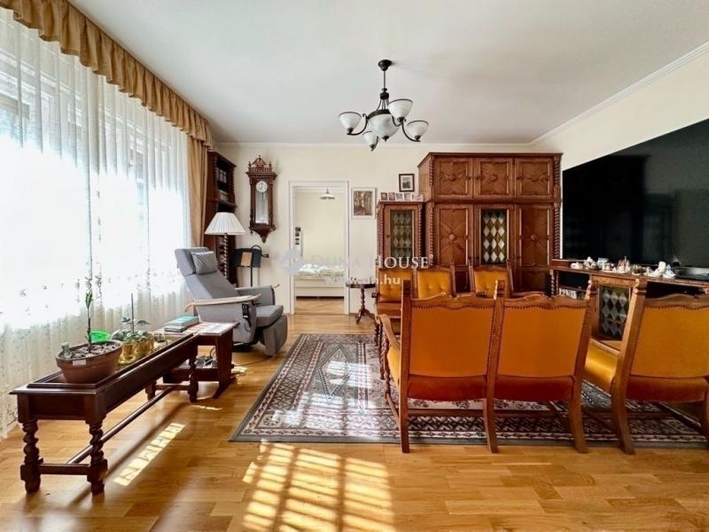 Eladó lakás Pécs