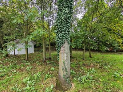 Eladó üdülőövezeti telek Balatonkenese Balatonakarattya