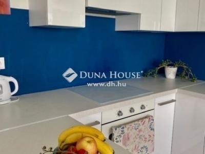Eladó lakás Pécs