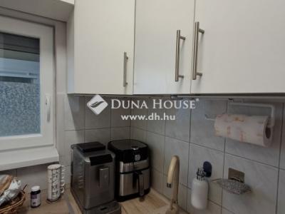 Eladó lakás Szolnok