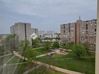 Eladó lakás Szolnok