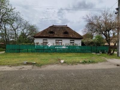 Eladó családi ház Dabas