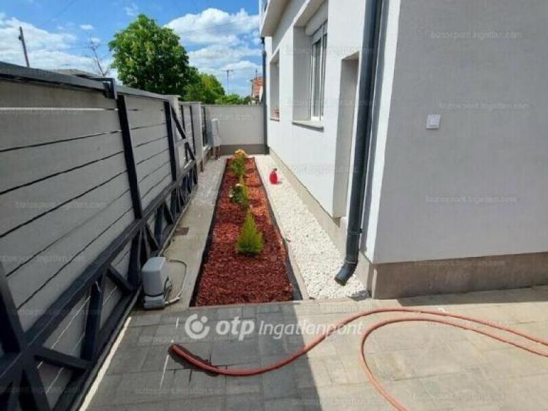 Eladó családi ház Hajdúszoboszló