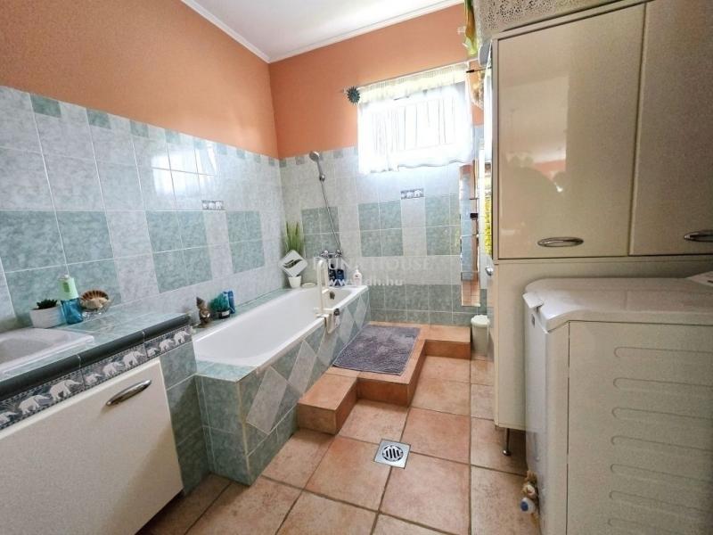 Eladó családi ház Kistótfalu