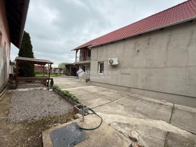 Eladó családi ház Siklós