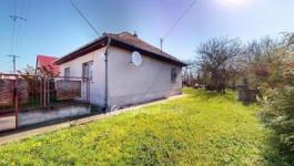 Eladó családi ház Ináncs