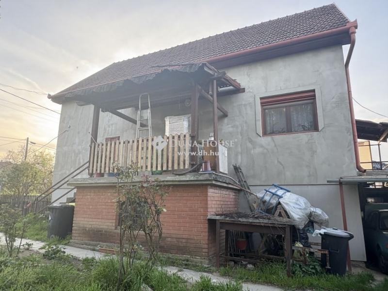 Eladó családi ház Tápiószecső