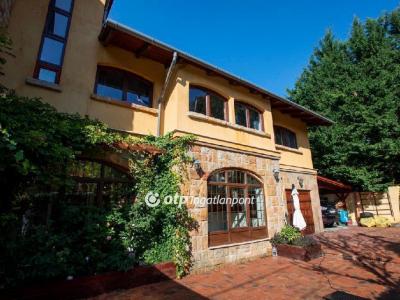 Eladó családi ház Budapest