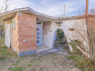 Eladó családi ház - 2481 Velence