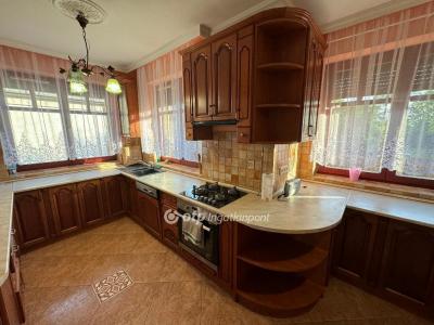 Eladó családi ház Hajdúszoboszló