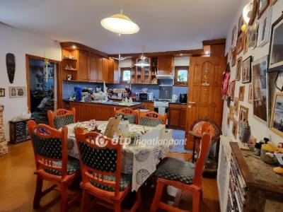 Eladó családi ház Balmazújváros