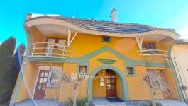 Eladó családi ház Szolnok