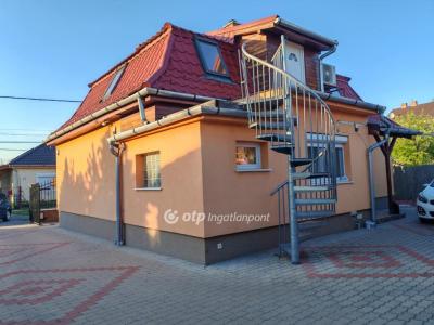 Eladó családi ház - 3000 Hatvan, Bajcsy-Zsilinszky út