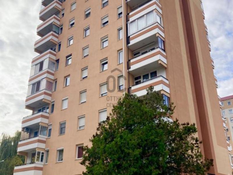 Eladó lakás Zalaegerszeg