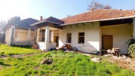 Eladó családi ház Békéscsaba
