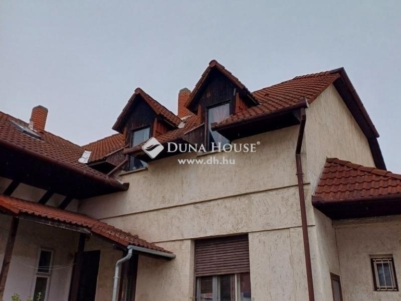 Eladó ikerház Pécs