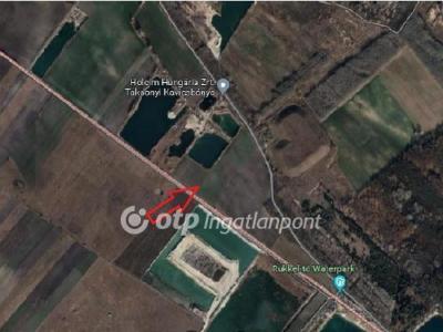 Eladó nyaraló Taksony