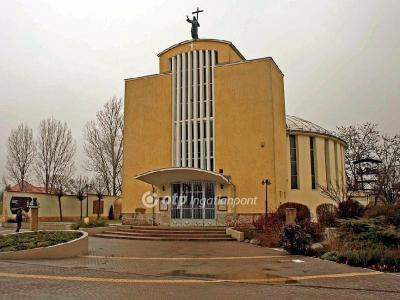 Eladó nyaraló Taksony