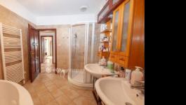 Eladó családi ház Csömör