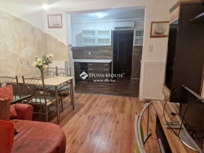 Eladó nyaraló Balatonfenyves