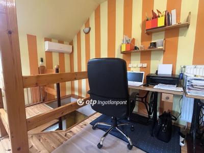 Eladó családi ház Nagykáta