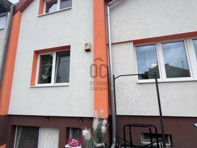 Eladó családi ház Budapest