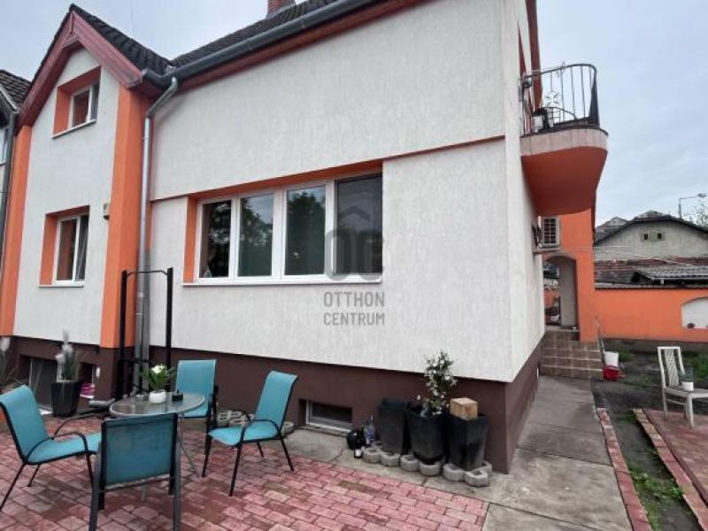 Eladó családi ház Budapest