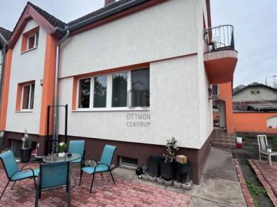Eladó családi ház Budapest