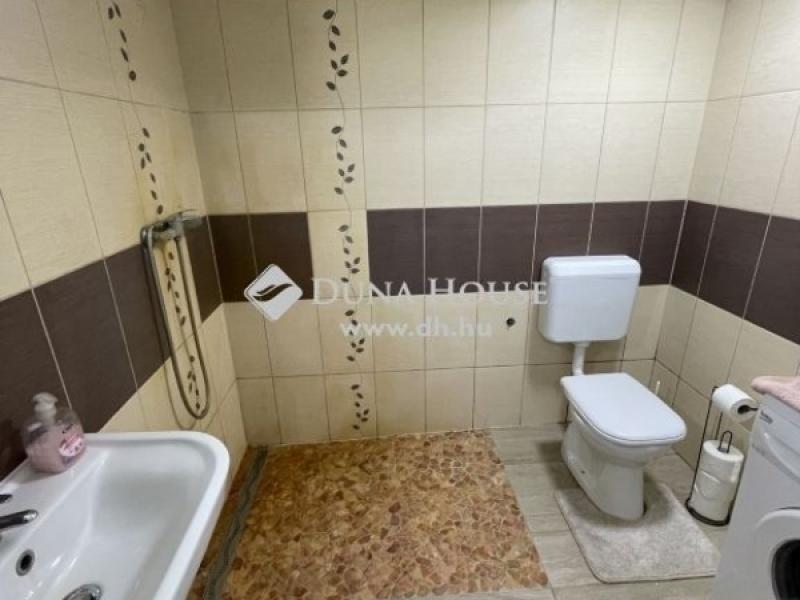 Eladó családi ház Tápióbicske