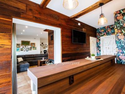 Eladó családi ház