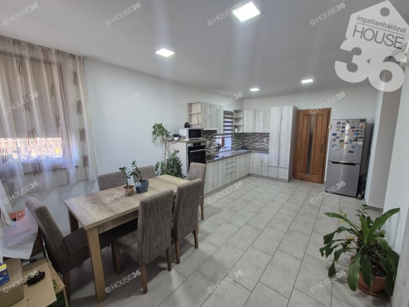 Eladó családi ház Kecskemét