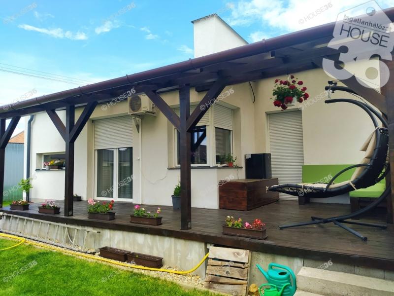 Eladó családi ház Kecskemét