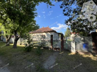 Eladó családi ház Kecskemét