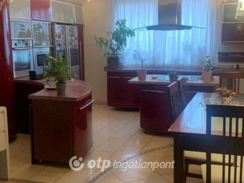 Eladó családi ház Nyíregyháza