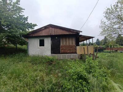 Eladó családi ház Adony