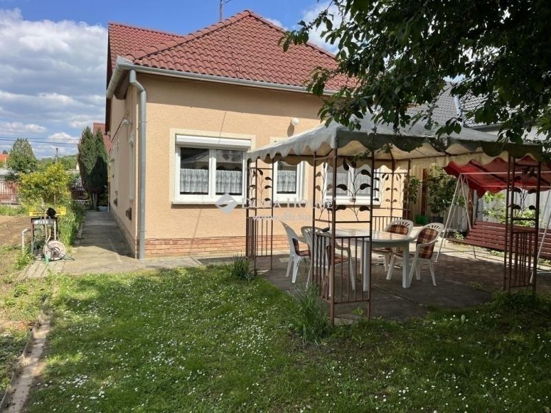 Eladó ikerház Hidas