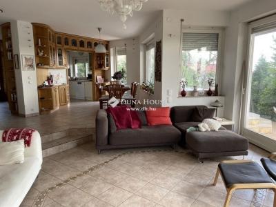 Eladó családi ház Gödöllő