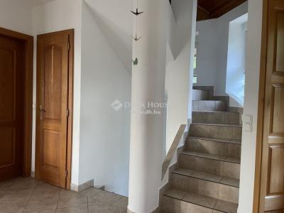 Eladó családi ház - 2100 Gödöllő