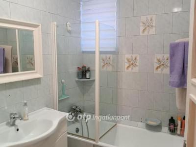 Eladó családi ház Debrecen