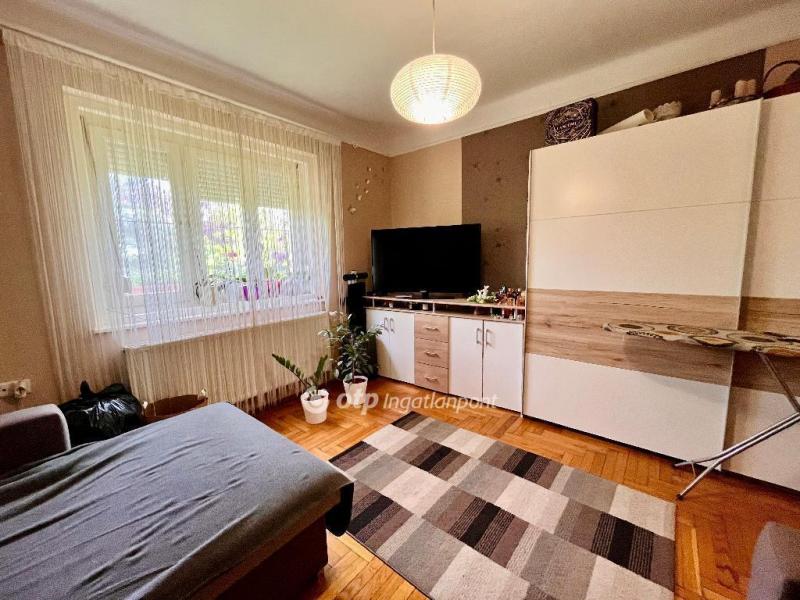 Eladó családi ház Debrecen