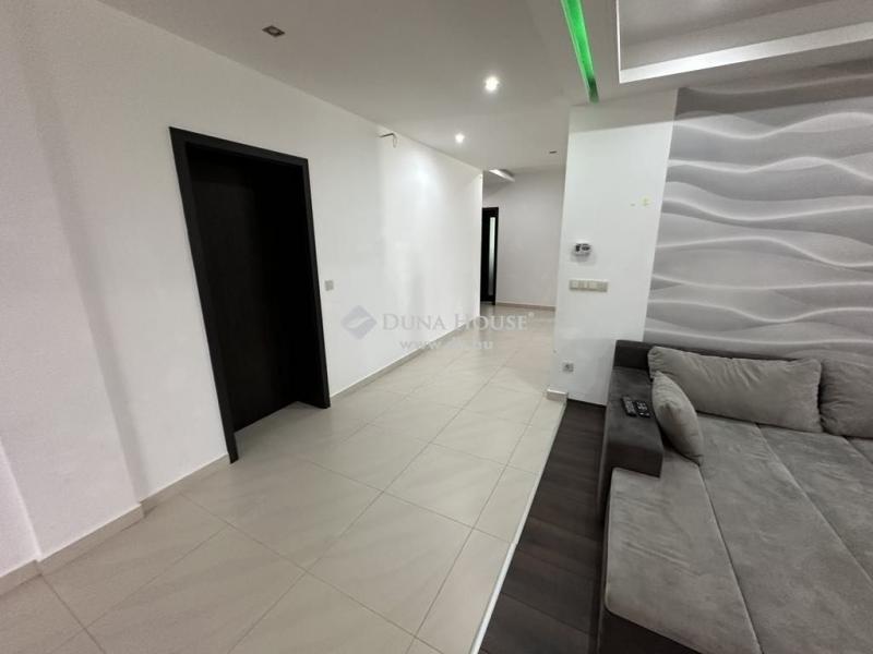 Eladó családi ház Albertirsa