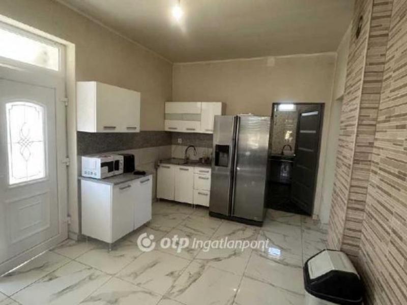 Eladó családi ház Galgahévíz