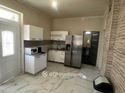 Eladó családi ház Galgahévíz