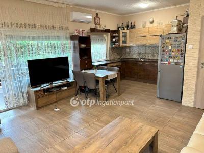 Eladó családi ház Budapest