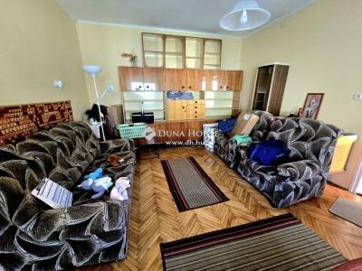 Eladó lakás Siklós