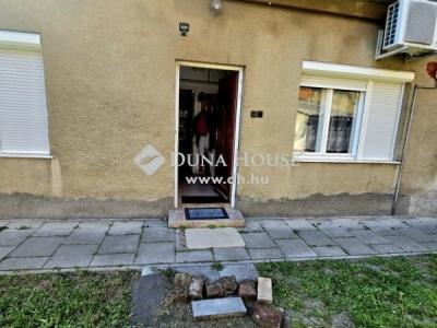 Eladó lakás Siklós