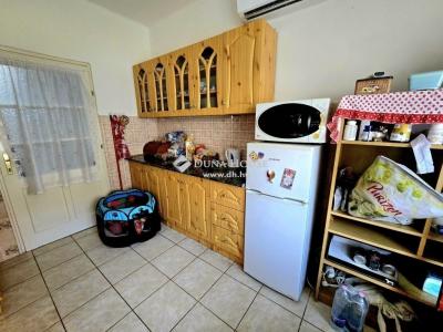 Eladó lakás Siklós